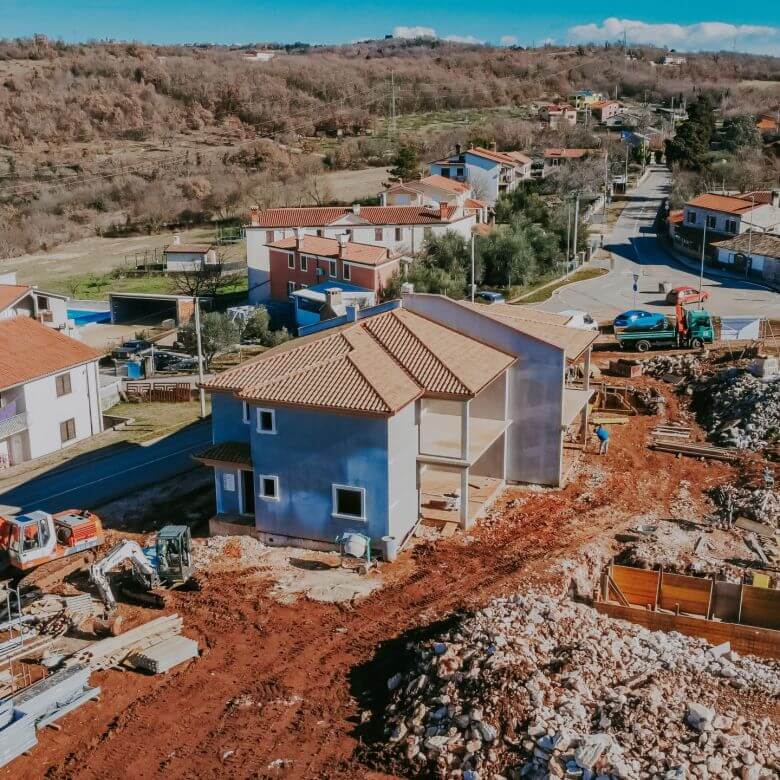 окрестности Кастеля двухквартирный дом с бассейном в новом здании