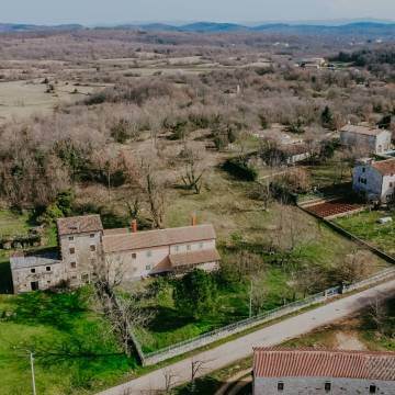 groznjan surroundings building land with a lot of potential