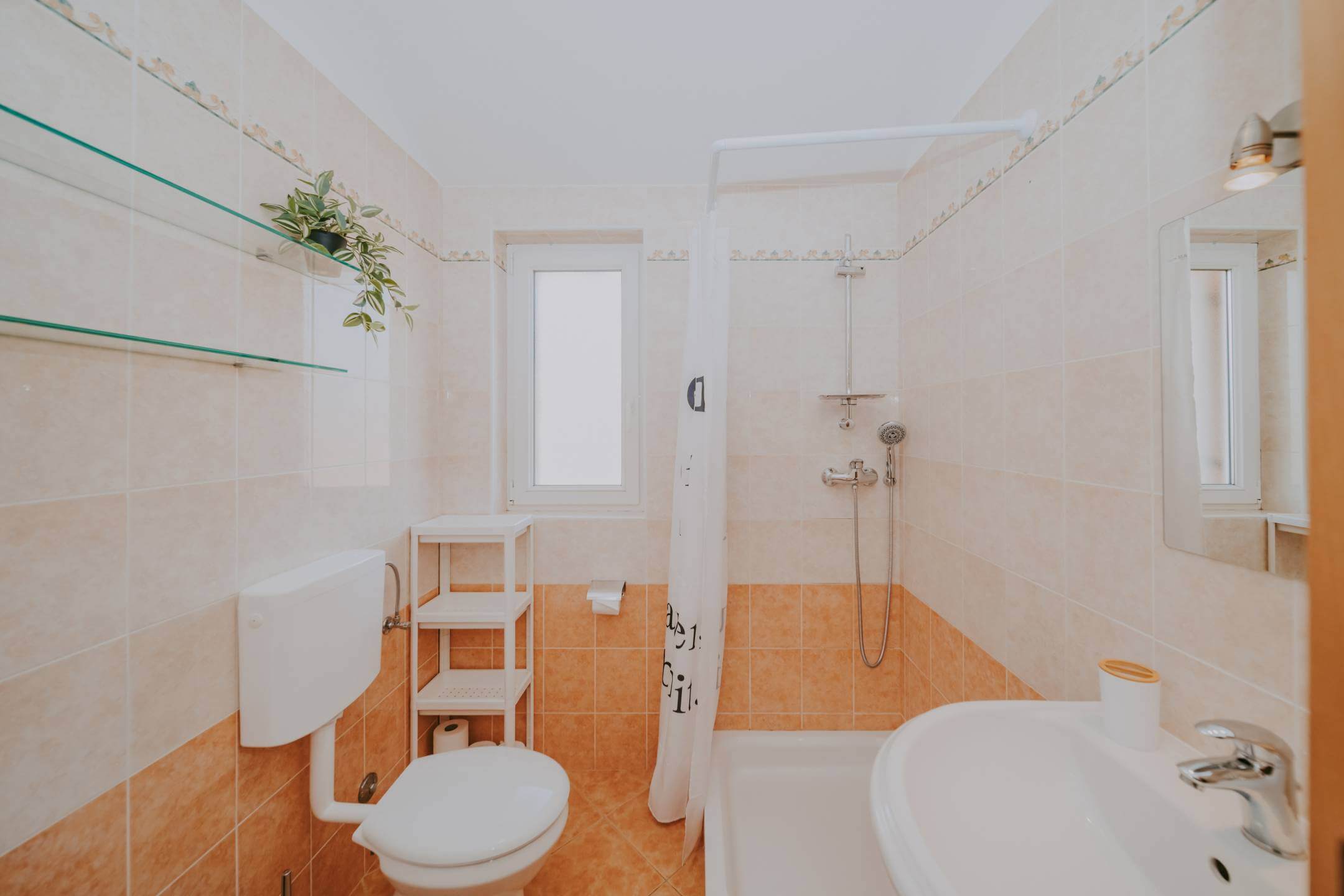 appartamento ammobiliato a Novigrad vicino alla città