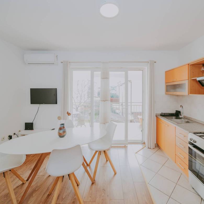 appartamento ammobiliato a Novigrad vicino alla città