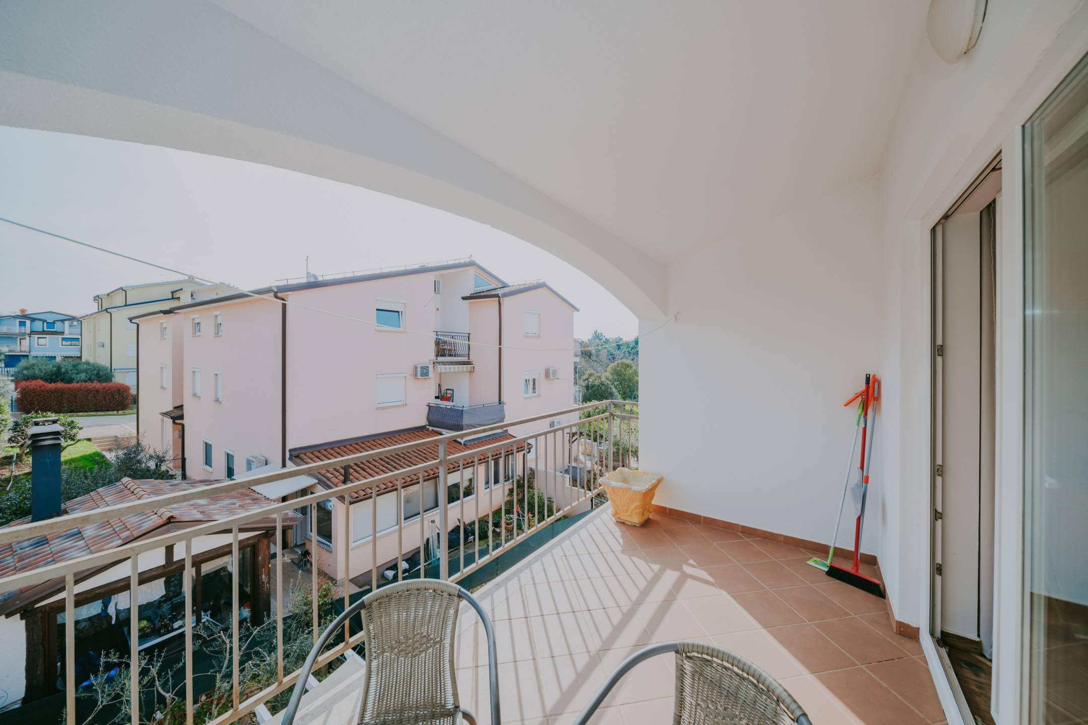 appartamento ammobiliato a Novigrad vicino alla città