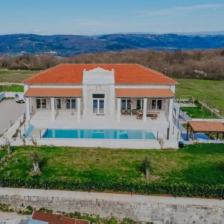 Porec Umgebung restaurierte historische freistehende Villa