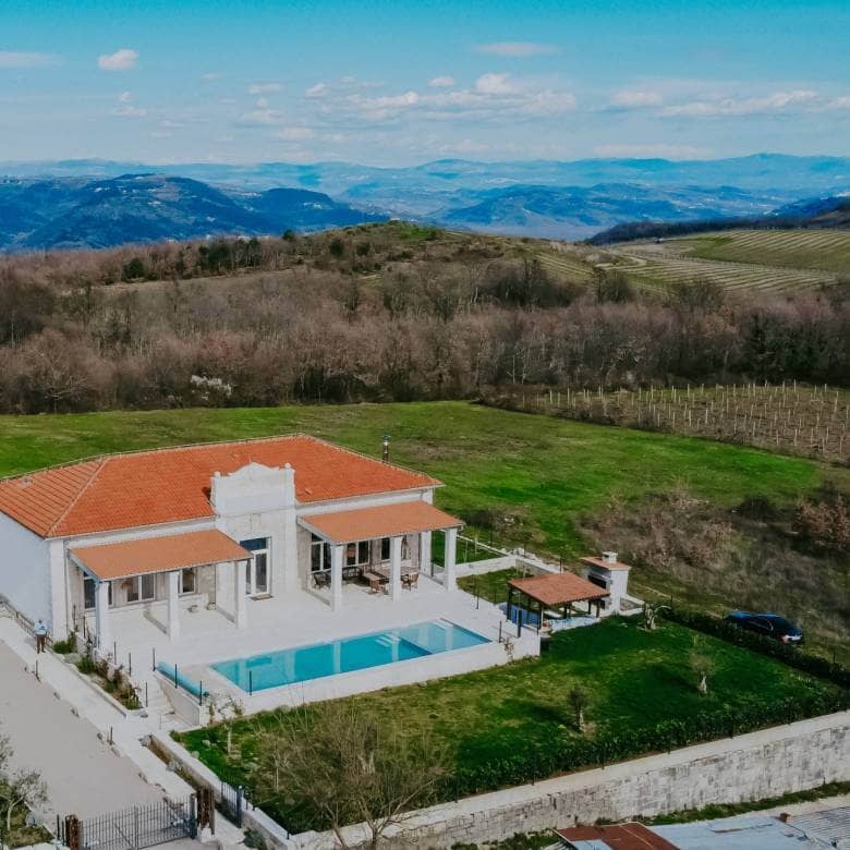 Porec Umgebung restaurierte historische freistehende Villa