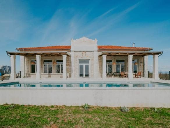 Porec Umgebung restaurierte historische freistehende Villa