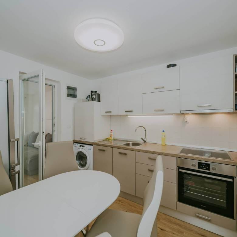 umag valica renovated apartment on the ground floor with a garden