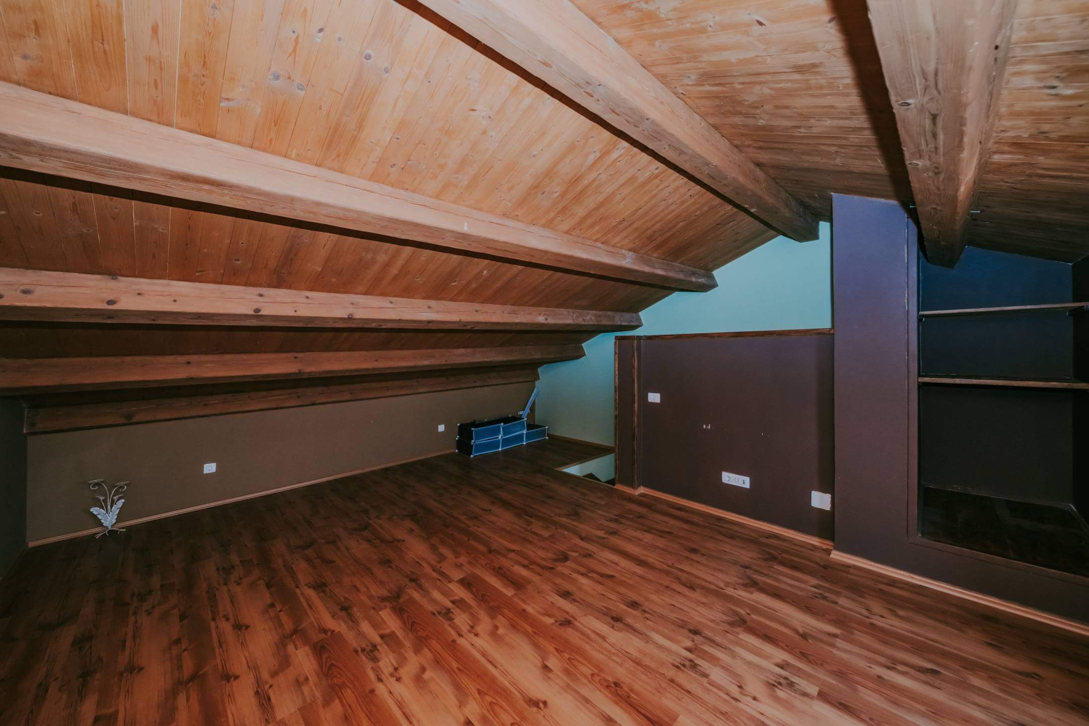 окрестности Буе отремонтированный истрийский дом в тихом месте