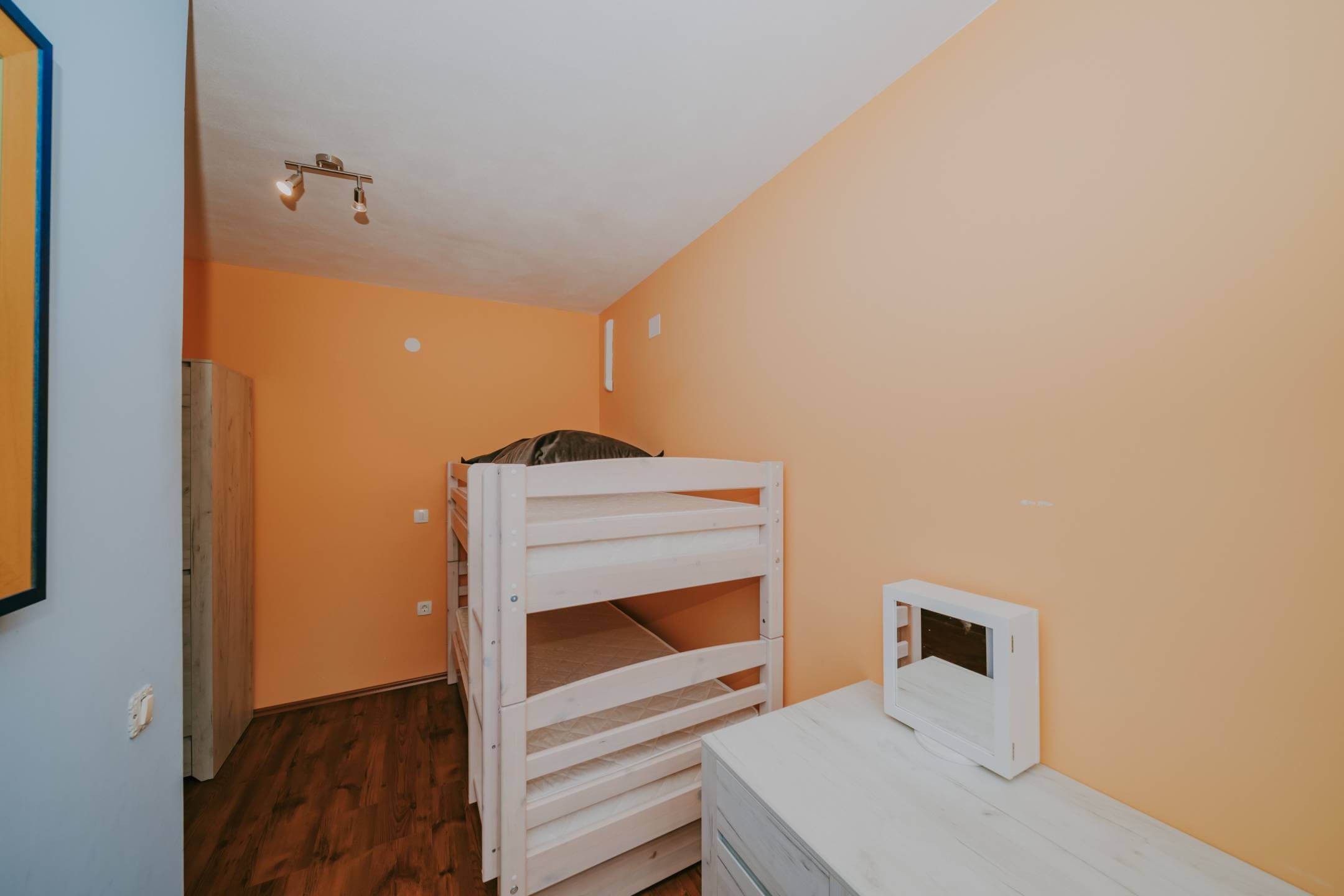 окрестности Буе отремонтированный истрийский дом в тихом месте