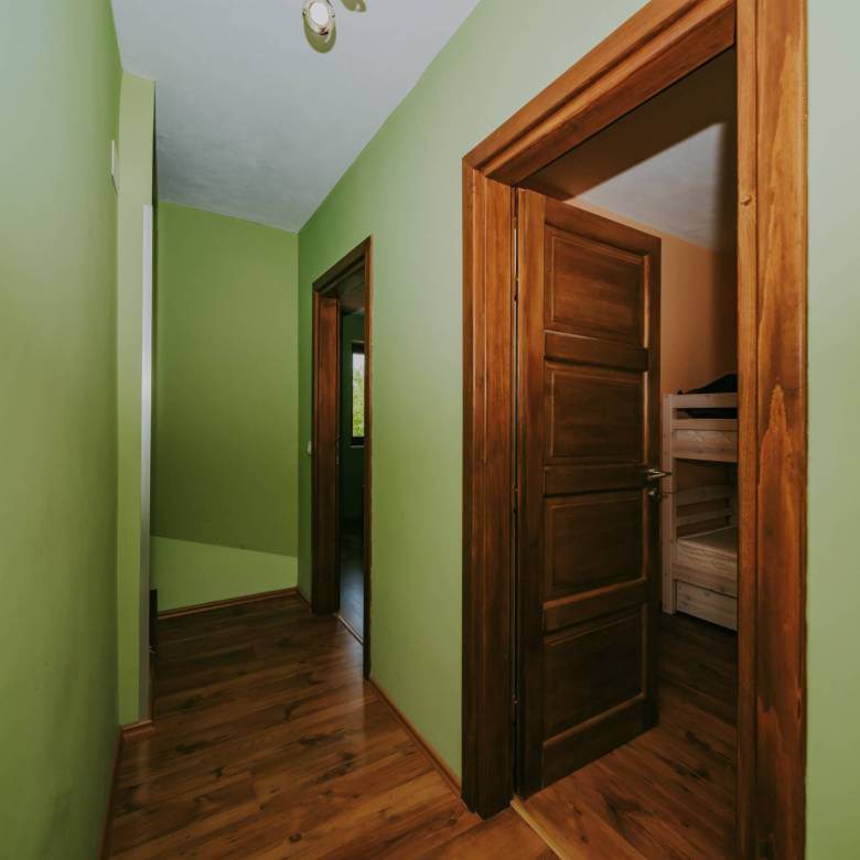 окрестности Буе отремонтированный истрийский дом в тихом месте