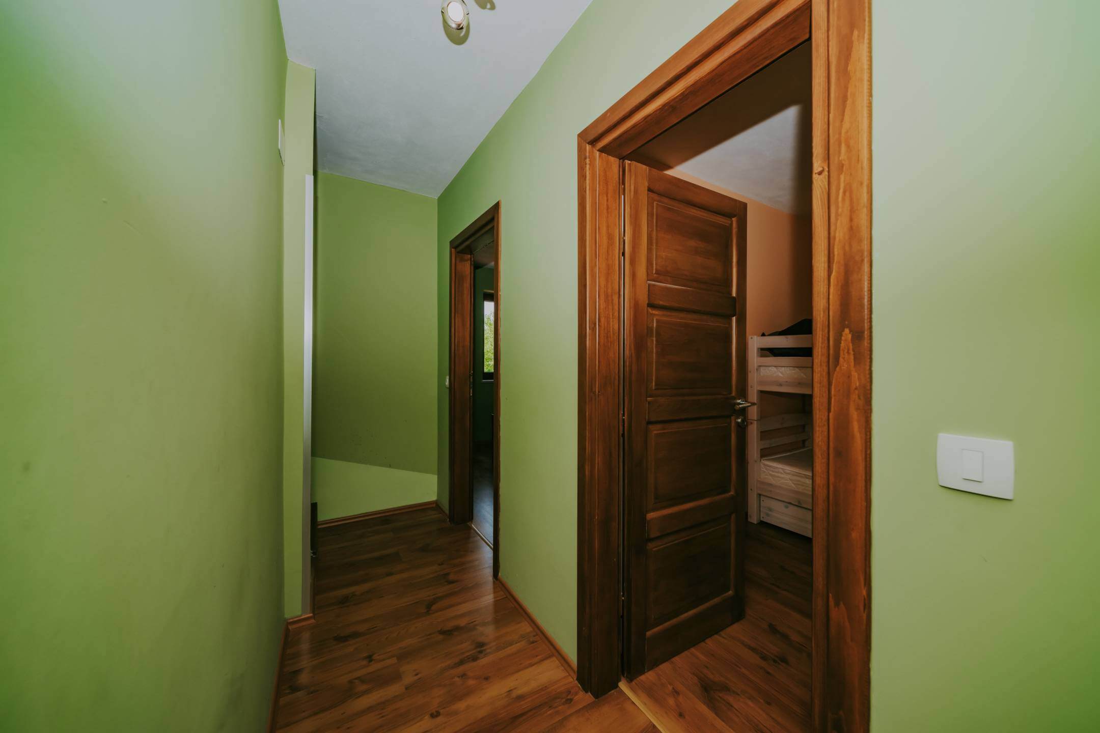 окрестности Буе отремонтированный истрийский дом в тихом месте