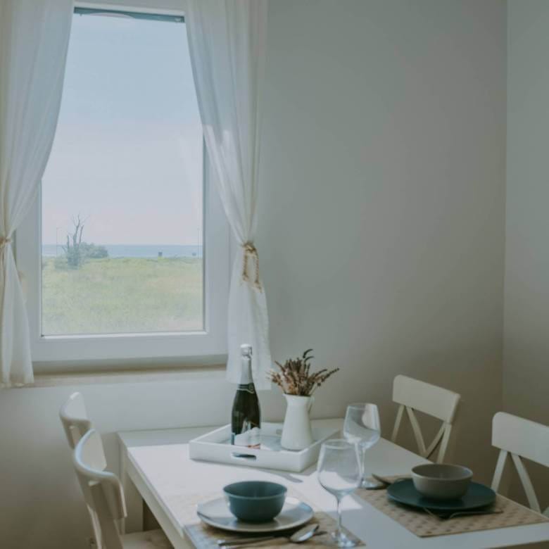 karigador ekskluzivan prekrasan namješten stan prvi red do mora