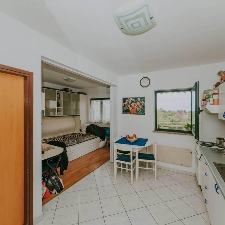 umag garsonjera v neposredni bližini centra