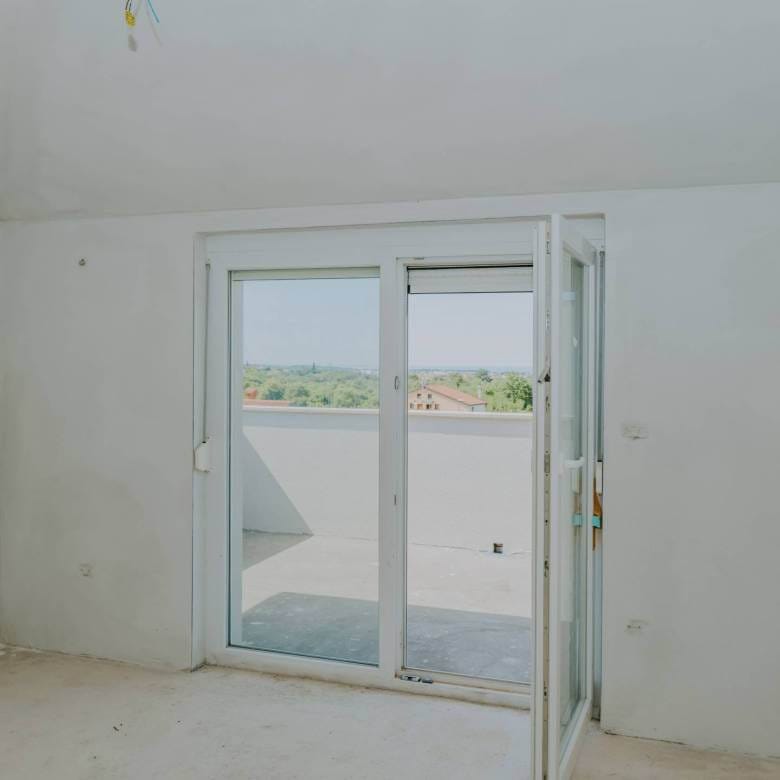 umag murine penthouse u novogradnji sa prekrasnim pogledom na more