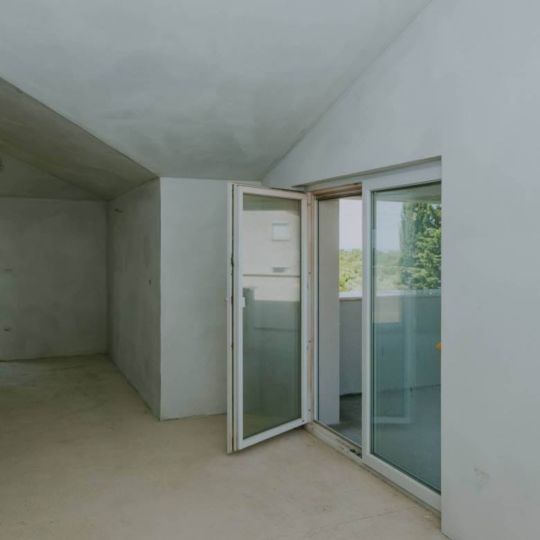 umag murine penthouse u novogradnji sa prekrasnim pogledom na more