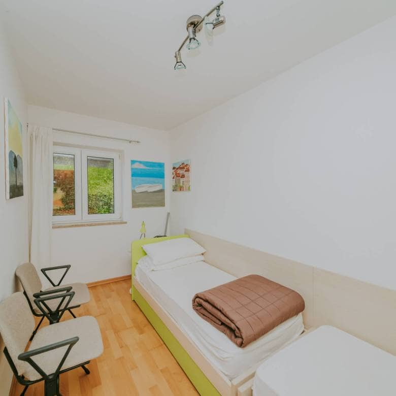 Zambratija Wohnung erste Reihe zum Meer im Erdgeschoss mit Garten