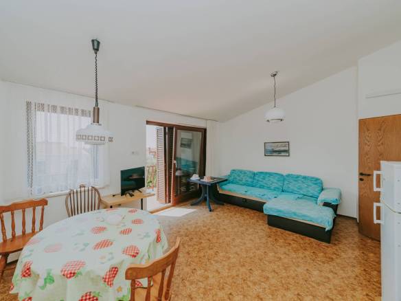 zambratija casa plurifamiliare con vista mare