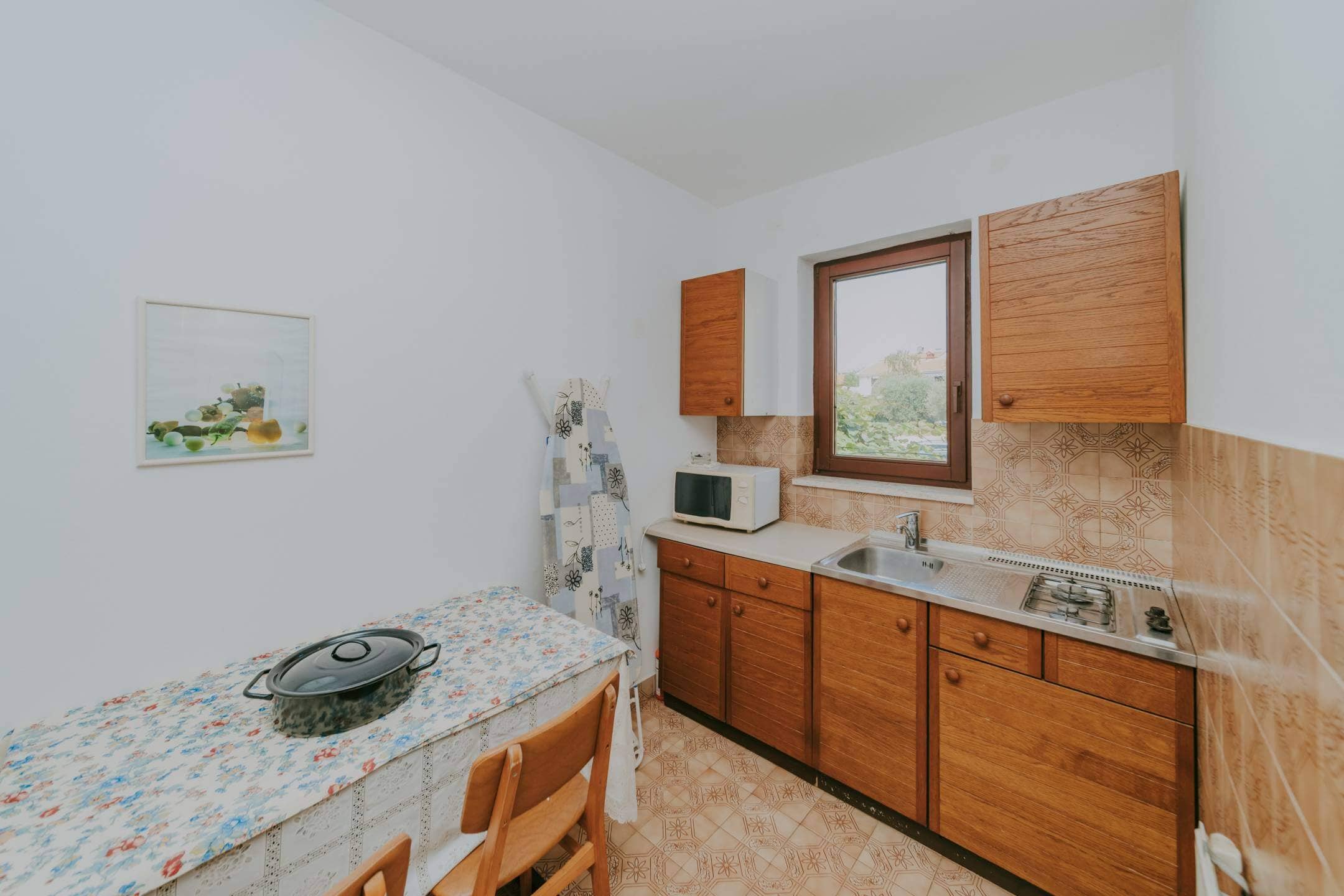 zambratija detached apartment house with sea view