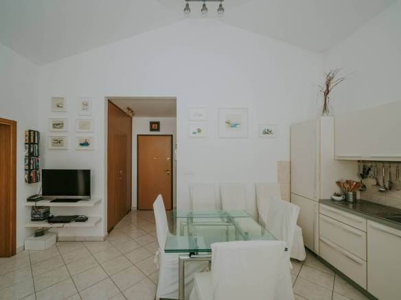 karigador flat meters from the sea and the beach with a sea view