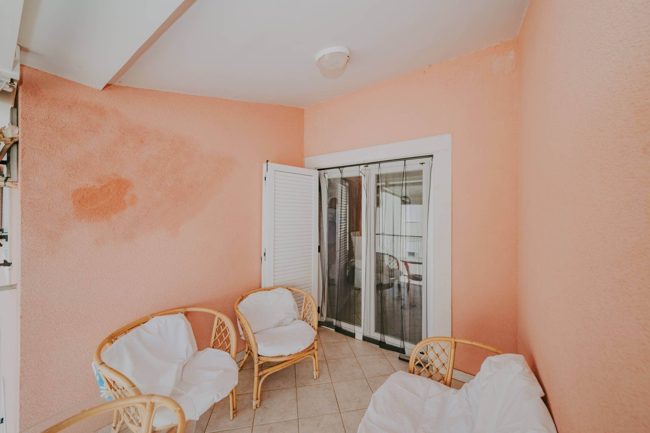karigador flat meters from the sea and the beach with a sea view
