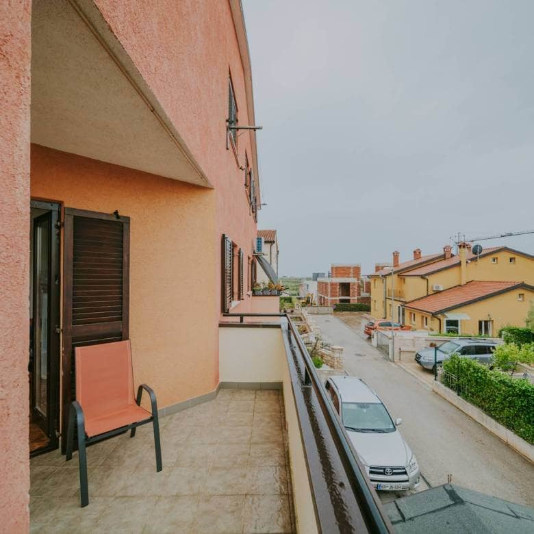 novigrad namješten stan u blizini grada s pogledom na more