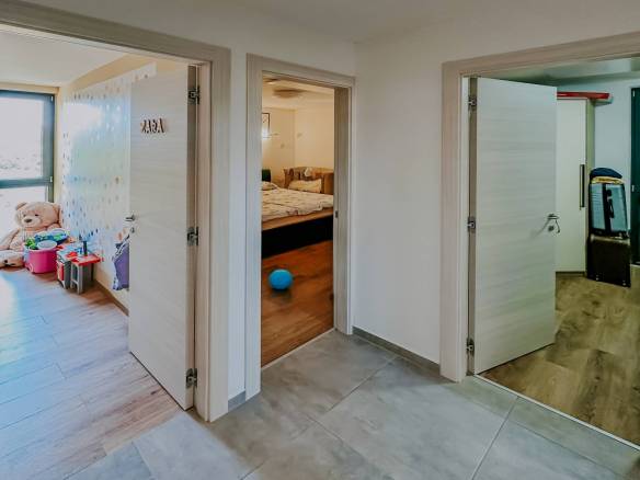 novigrad spacious flat in a great location