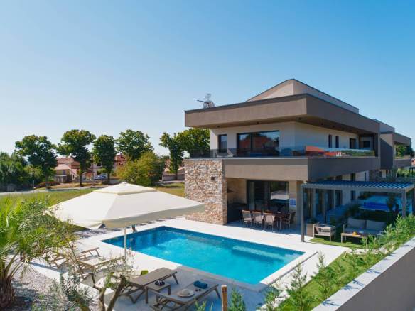 VillaBavigo drone esterno