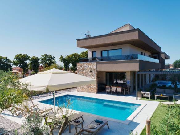 VillaBavigo drone esterno