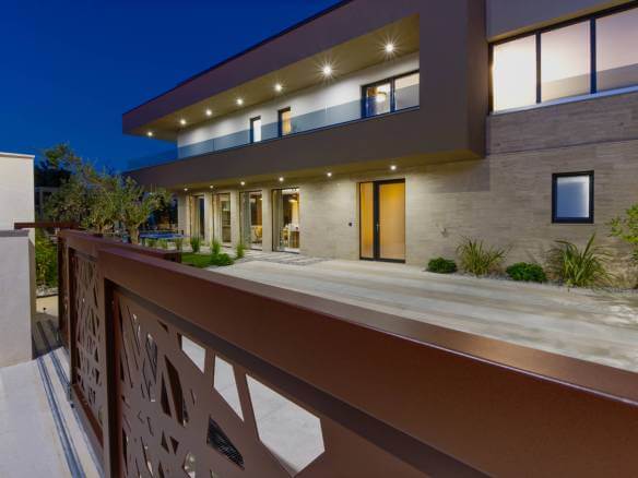 VillaBavigo ext notte