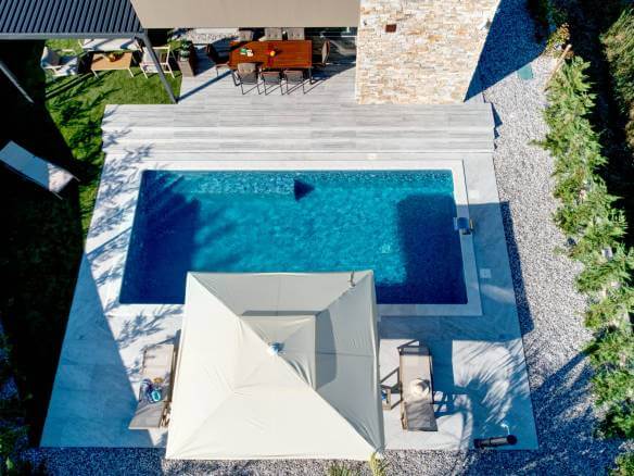 VillaPieron ext dron