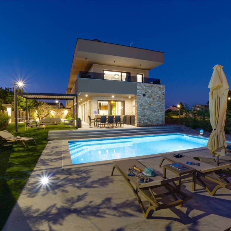 VillaPieron доб. ночь