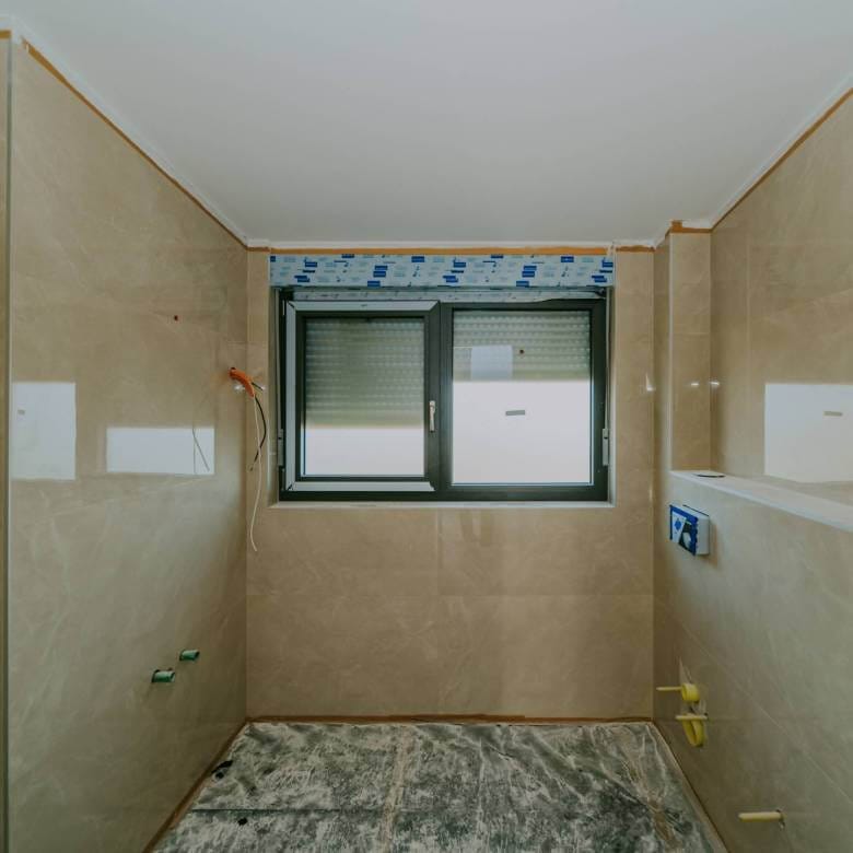 lovrecica moderan stan u novogradnji u luksuznom kompleksu