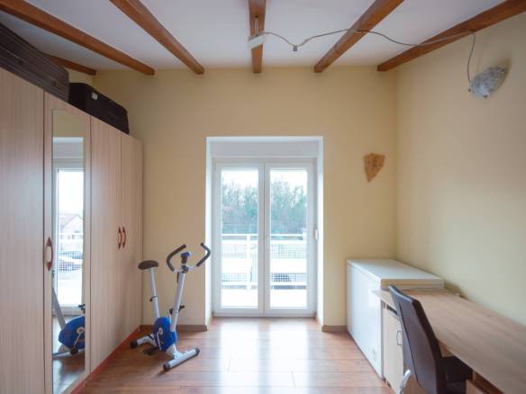 novigrad okolica dvoetažni stan na odličnoj lokaciji sa pogledom na more