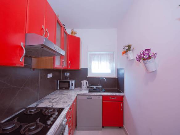 novigrad okolica dvoetažni stan na odličnoj lokaciji sa pogledom na more