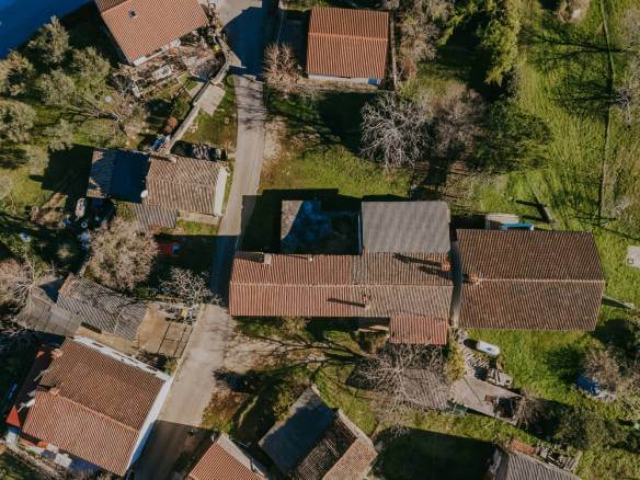 buje okolica autohtona istarska kamena kuća za adaptaciju