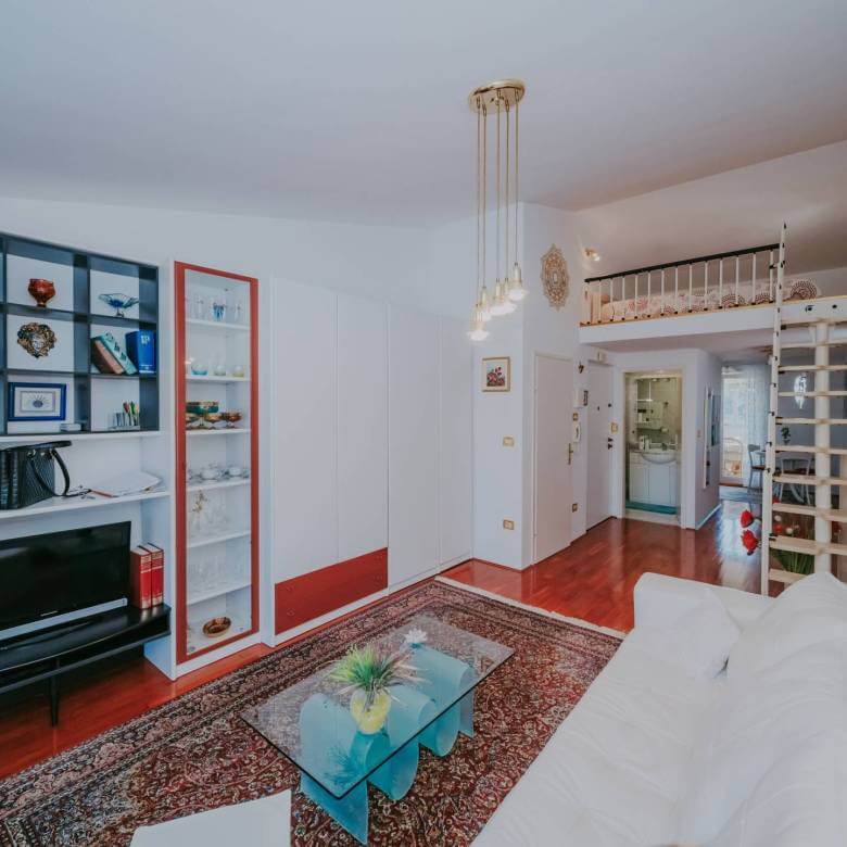 novigrad garsonjera v drugi vrsti do morja z odprtim pogledom na morje