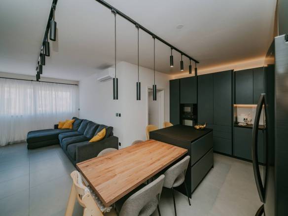 umag luxurious apartment with garage in an excellent location