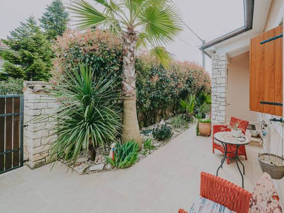 dintorni di marcana casa indipendente con due unità abitative