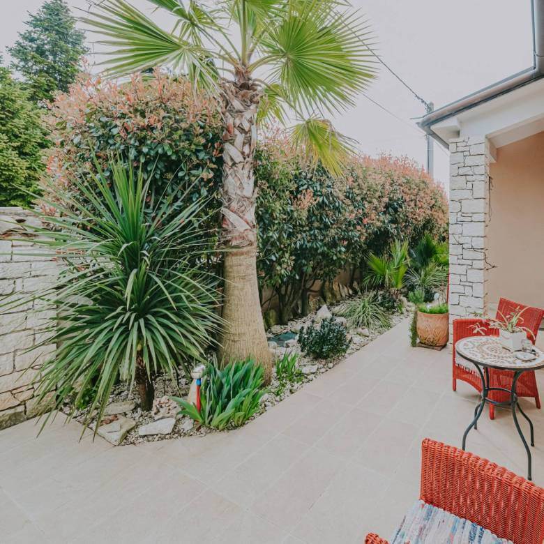 dintorni di marcana casa indipendente con due unità abitative