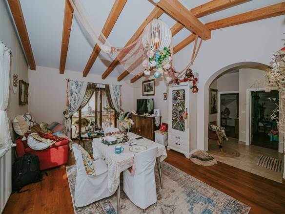 dintorni di marcana casa indipendente con due unità abitative