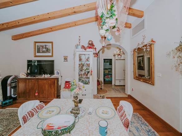 dintorni di marcana casa indipendente con due unità abitative