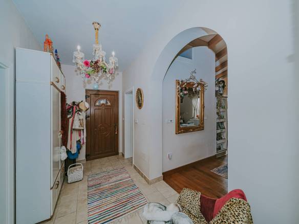 dintorni di marcana casa indipendente con due unità abitative