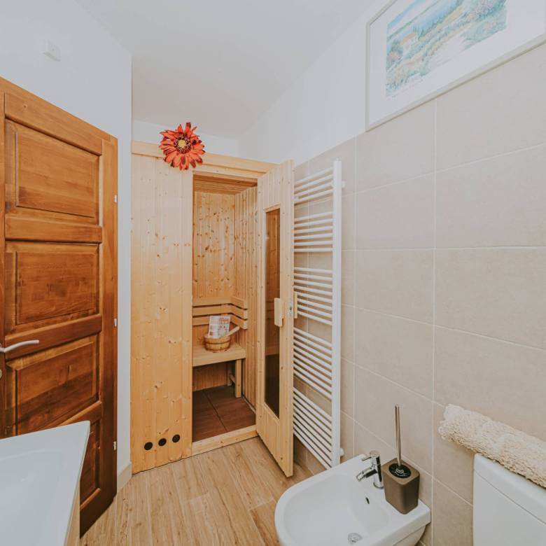 dintorni di marcana casa indipendente con due unità abitative