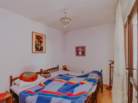 новиград даджла дом в ряду метров от моря с видом на море