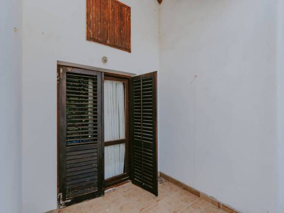 новиград даджла дом в ряду метров от моря с видом на море