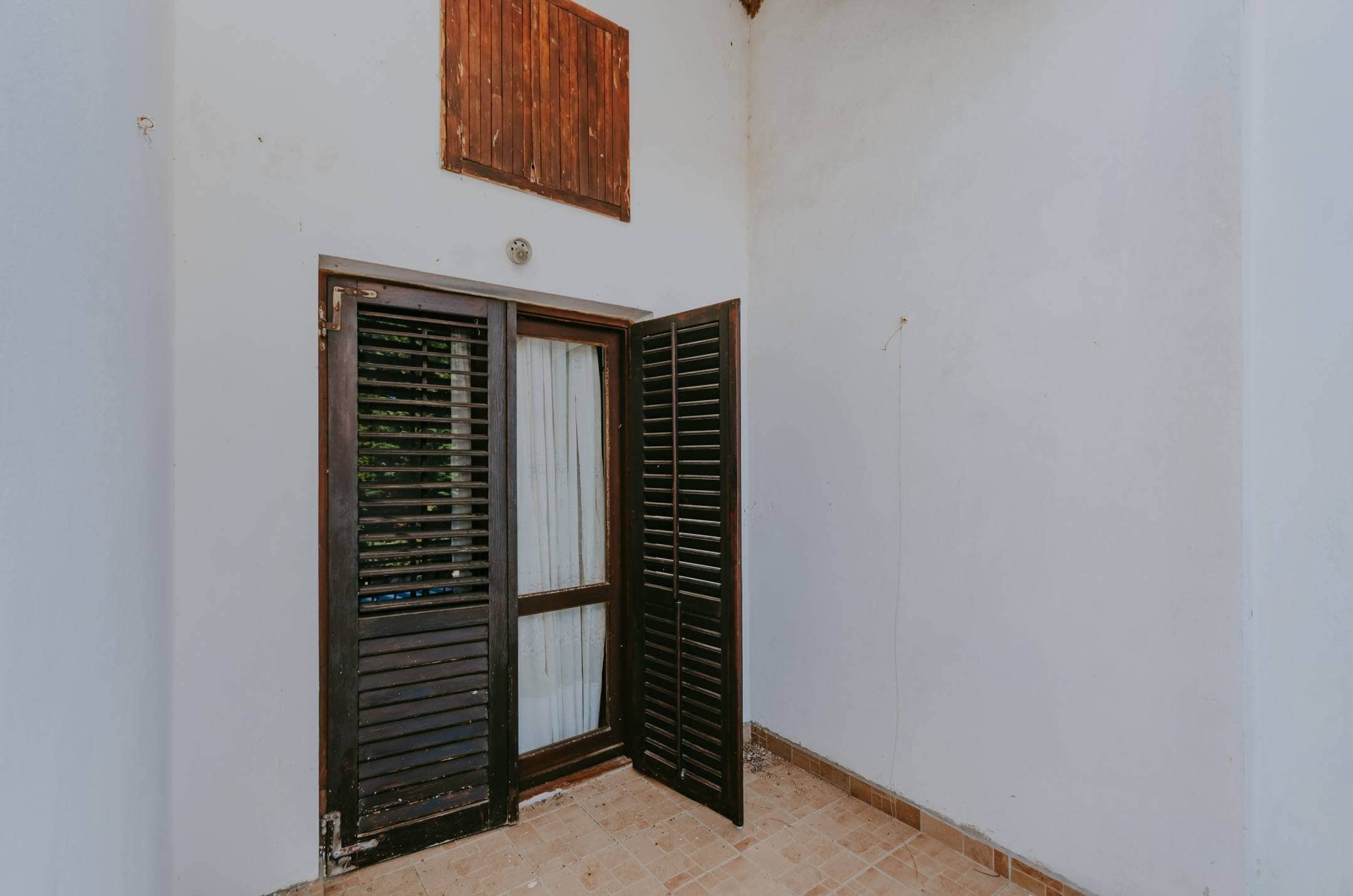 novigrad dajla house in a row meters from the sea with a sea view