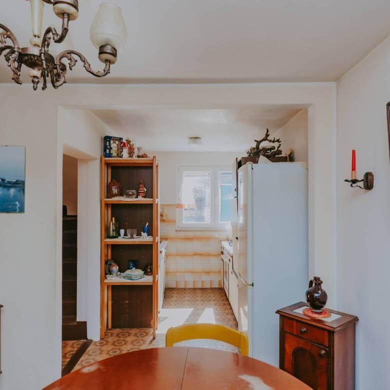 новиград даджла дом в ряду метров от моря с видом на море