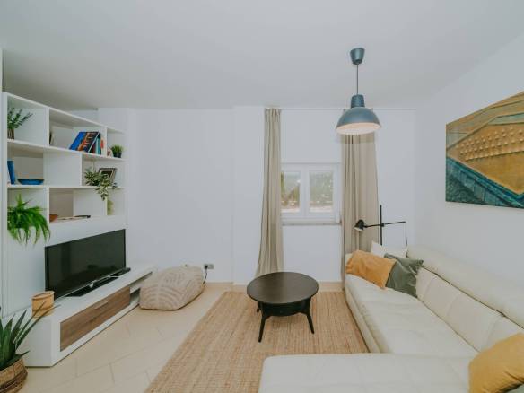 Novigrad Erdgeschosswohnung in der Nähe des Zentrums und des Meeres