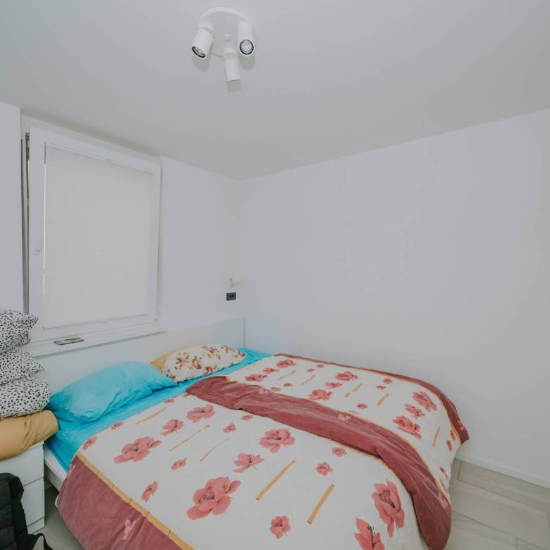 novigrad mareda prekrasna renovirana garsonijera u blizini mora i plaže