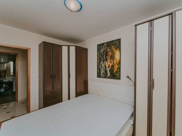 umag stan na prvom katu na super lokaciji