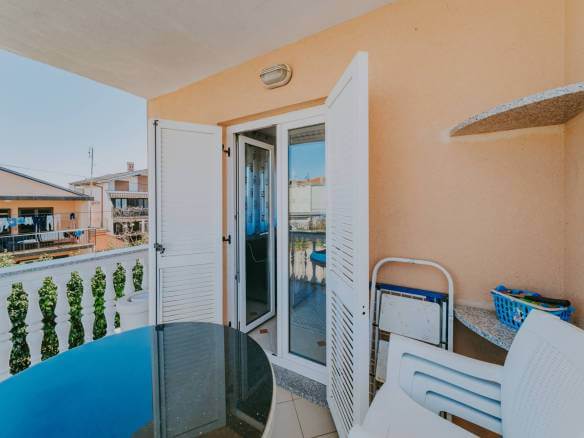 umag stan na prvom katu na super lokaciji