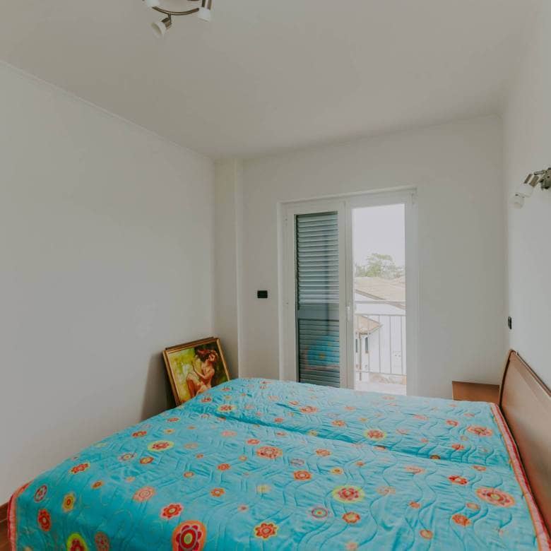 Zambratija Wohnung in der zweiten Reihe zum Meer mit offenem Meerblick